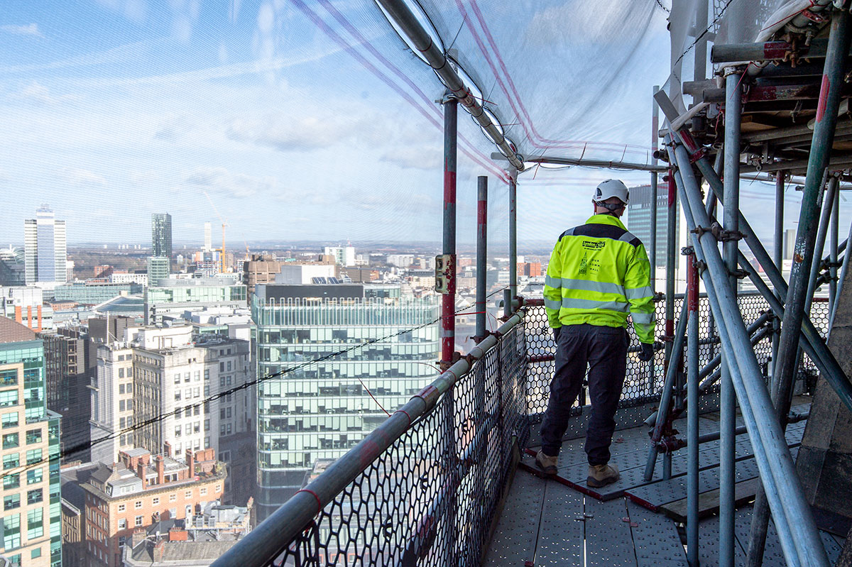 Making scaffolding insurance clear and easy
